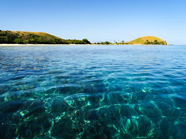 Mana Island (Mamanuca Islands, Fiji) – Two At Sea